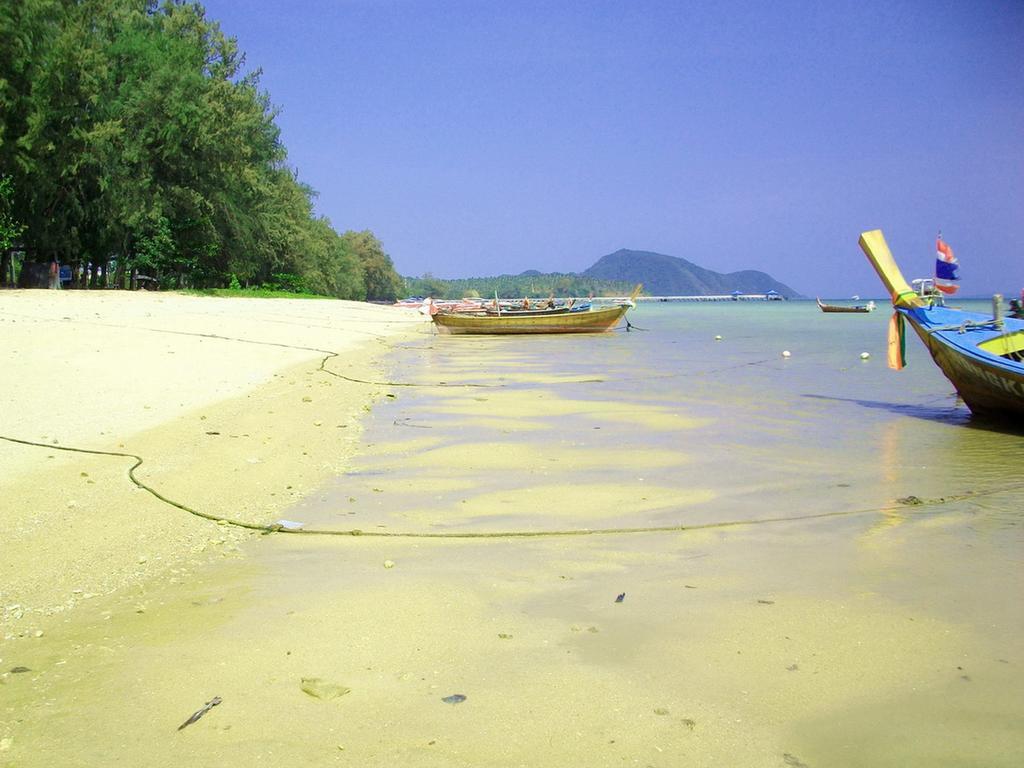كوكونات بارادايس هوليداي فيلاز Phuket الغرفة الصورة